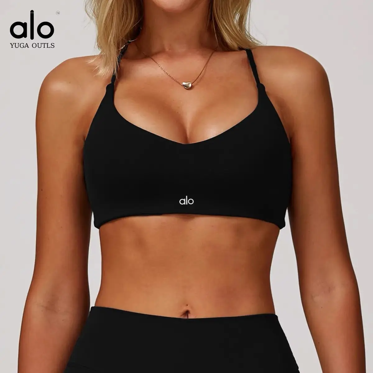 Alo Activewear [5 styles]